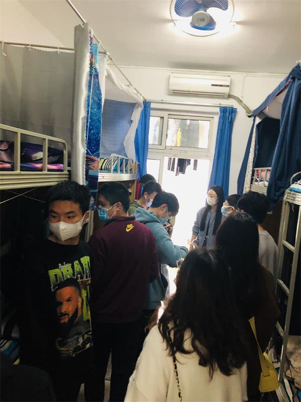 下载 (1).jpg 下载 (1).jpg